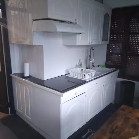 A La Montagne Apartment